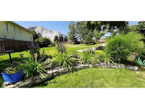 20803 24 Avenue, Bellevue, AB - Outdoor