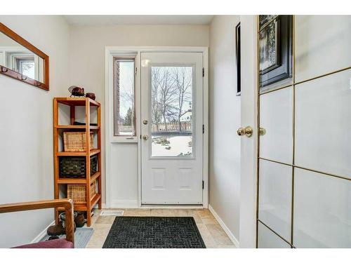 20803 24 Avenue, Bellevue, AB - Indoor Photo Showing Other Room