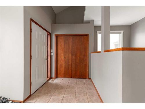 2114 16A Avenue, Coaldale, AB - Indoor Photo Showing Other Room