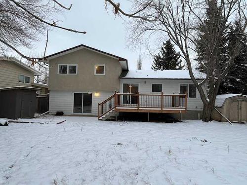 2 Cayuga Place West, Lethbridge, AB - Outdoor With Deck Patio Veranda With Exterior