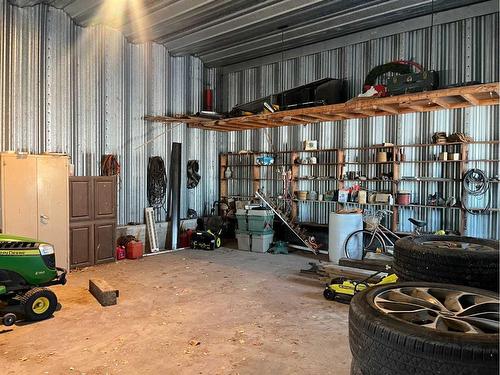 214015 Township Road 52, Rural Cardston County, AB - Indoor