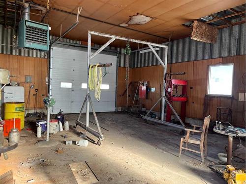 214015 Township Road 52, Rural Cardston County, AB - Indoor Photo Showing Garage