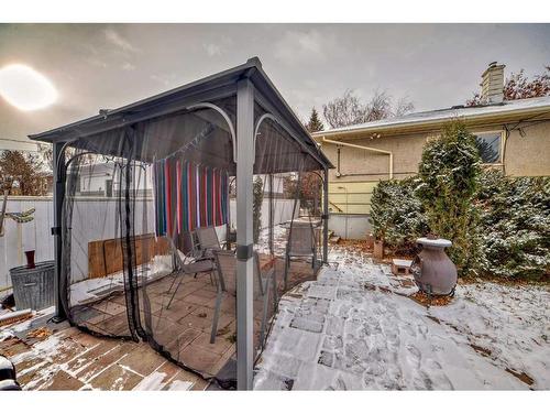 521 10 Street North, Lethbridge, AB - Outdoor