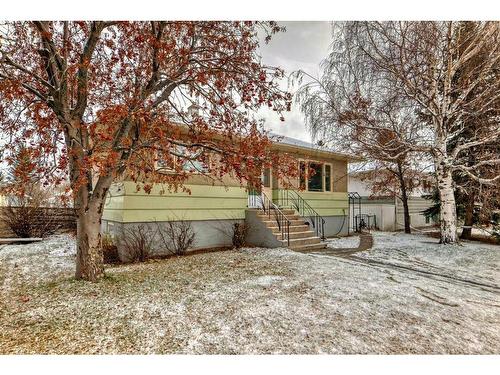 521 10 Street North, Lethbridge, AB - Outdoor