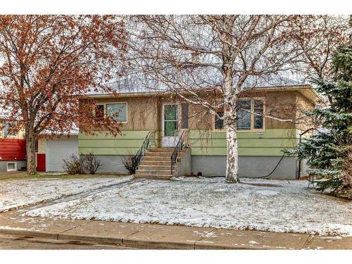 521 10 Street North, Lethbridge, AB - Outdoor