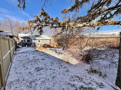 211 2 Street North, Vulcan, AB - Outdoor