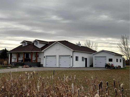 106 Bonavista Drive, Rural Lethbridge County, AB - Outdoor With Deck Patio Veranda With Facade