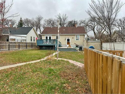 815 13 Street South, Lethbridge, AB - Outdoor With Deck Patio Veranda