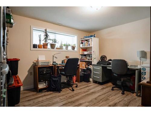 56 Trent Road West, Lethbridge, AB - Indoor Photo Showing Office