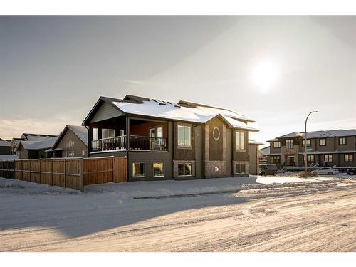 346 Sixmile Ridge South, Lethbridge, AB - Outdoor