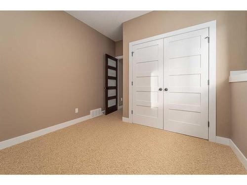 346 Sixmile Ridge South, Lethbridge, AB - Indoor Photo Showing Other Room