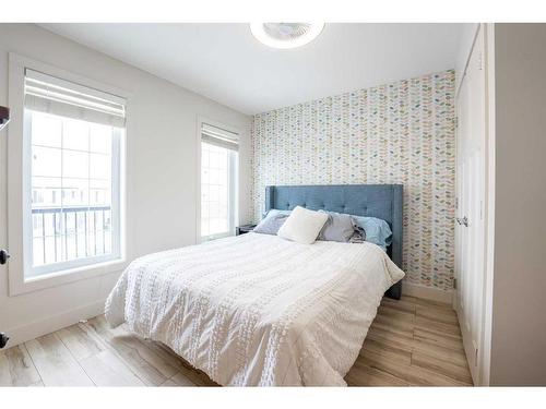 560 Aquitania Boulevard West, Lethbridge, AB - Indoor Photo Showing Bedroom