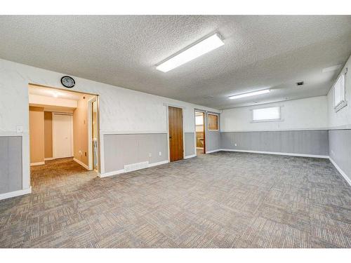 332 Leaside Avenue South, Lethbridge, AB - Indoor