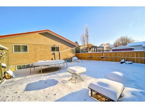 332 Leaside Avenue South, Lethbridge, AB - Outdoor With Deck Patio Veranda