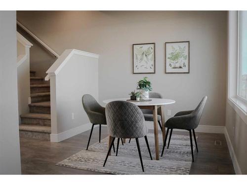 1135 Coalbrook Place West, Lethbridge, AB - Indoor Photo Showing Dining Room