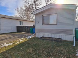 #61-1410 43 Street SOUTH Lethbridge, AB T1K 3S5