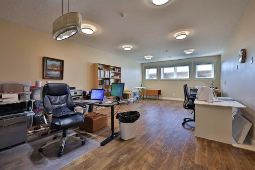 28 Cobblestone Lane, Raymond, AB - Indoor Photo Showing Office