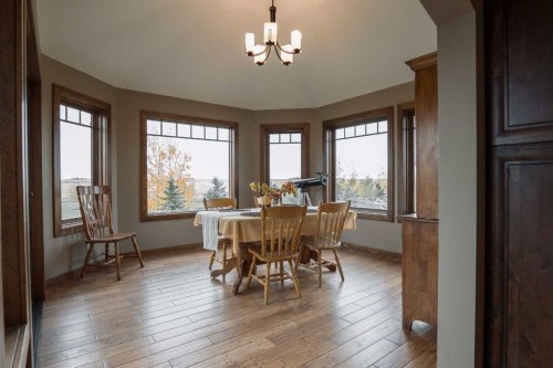 195041 Highway 512, Rural Lethbridge County, AB - Indoor Photo Showing Dining Room