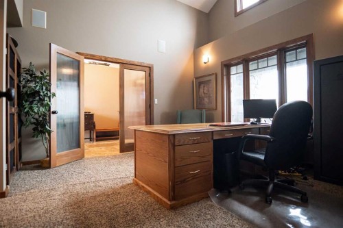 195041 Highway 512, Rural Lethbridge County, AB - Indoor Photo Showing Office
