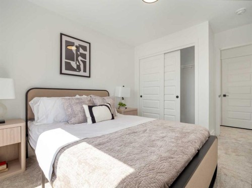 689 Blackwolf Boulevard North, Lethbridge, AB - Indoor Photo Showing Bedroom