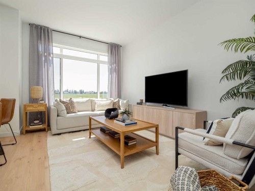 689 Blackwolf Boulevard North, Lethbridge, AB - Indoor Photo Showing Living Room