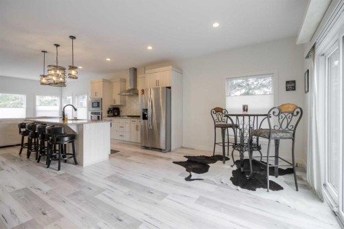 1-270 Couleesprings Terrace South, Lethbridge, AB - Indoor