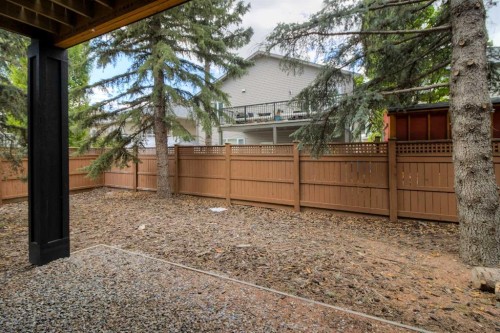 1-270 Couleesprings Terrace South, Lethbridge, AB - Outdoor