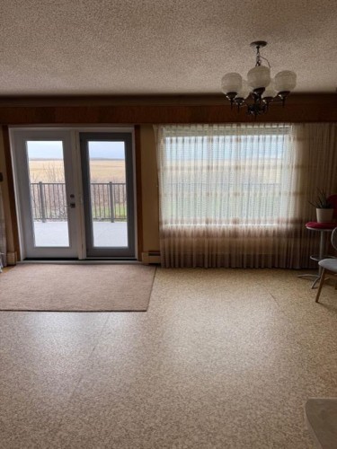 214015 Twp Rd 52, Cardston, AB - Indoor Photo Showing Other Room