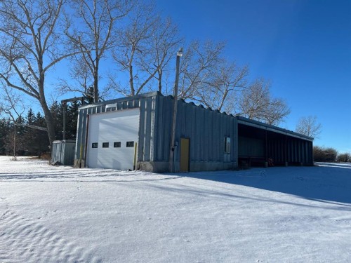 214015 Twp Rd 52, Cardston, AB - Outdoor