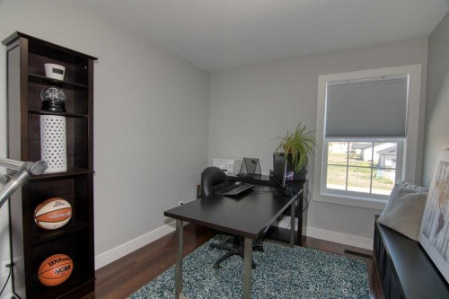 280 1 Avenue North, Magrath, AB - Indoor Photo Showing Office