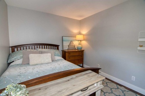 280 1 Avenue North, Magrath, AB - Indoor Photo Showing Bedroom