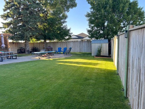 280 1 Avenue North, Magrath, AB - Outdoor With Backyard
