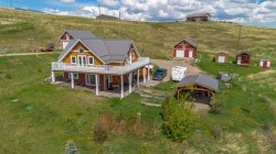 42015 RR280  Hill Spring, AB T0K 1W0