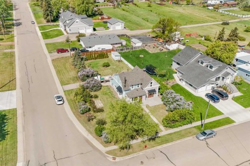 96S 100W, Raymond, AB - Outdoor With View