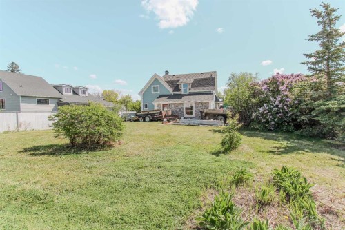 96S 100W, Raymond, AB - Outdoor With Deck Patio Veranda