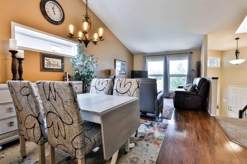 19 Firelight Way West, Lethbridge, AB 