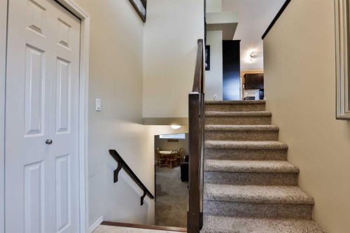 19 Firelight Way West, Lethbridge, AB 