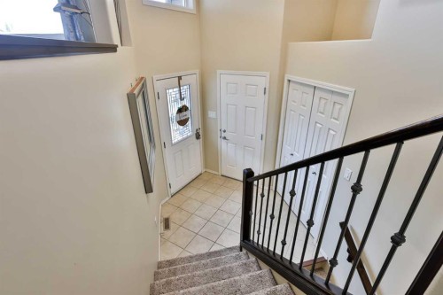 19 Firelight Way West, Lethbridge, AB 