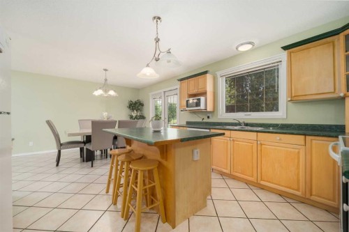 4612 50 Avenue, Taber, AB - Indoor Photo Showing Other Room