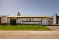 4612 50 Avenue  Taber, AB T1G 1G3