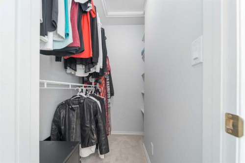 4612 50 Avenue, Taber, AB - Indoor With Storage