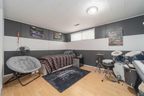 4612 50 Avenue, Taber, AB - Indoor