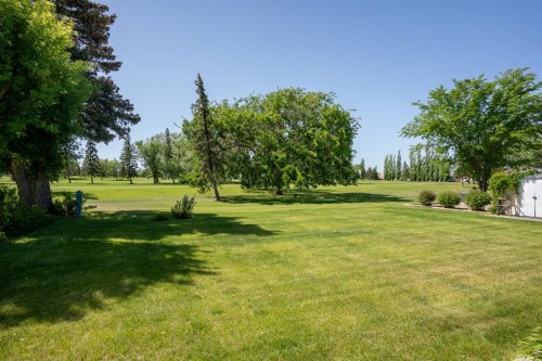 4612 50 Avenue, Taber, AB - Outdoor