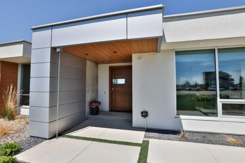 403 Meadow Lark Drive, Rural Lethbridge County, AB - Outdoor With Exterior