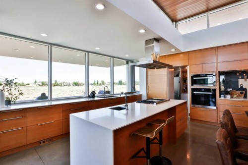 403 Meadow Lark Drive, Rural Lethbridge County, AB - Indoor Photo Showing Kitchen