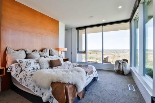 403 Meadow Lark Drive, Rural Lethbridge County, AB - Indoor Photo Showing Bedroom