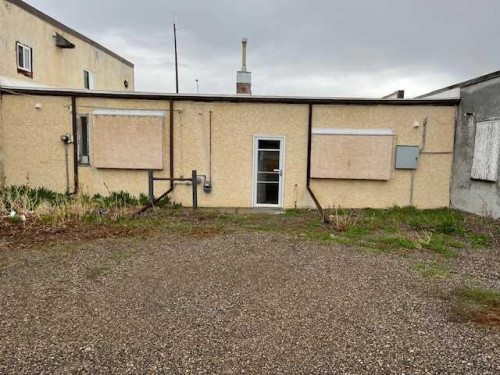 72 2 Avenue West, Cardston, AB 