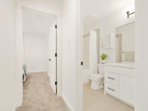 2932 47 Street South, Lethbridge, AB - Indoor Photo Showing Bathroom