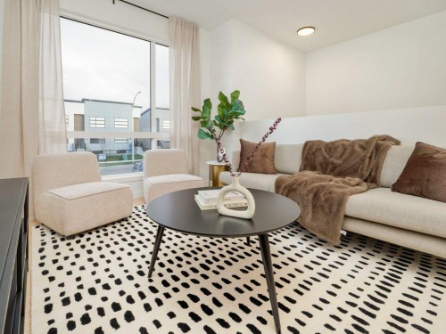 2932 47 Street South, Lethbridge, AB - Indoor Photo Showing Living Room