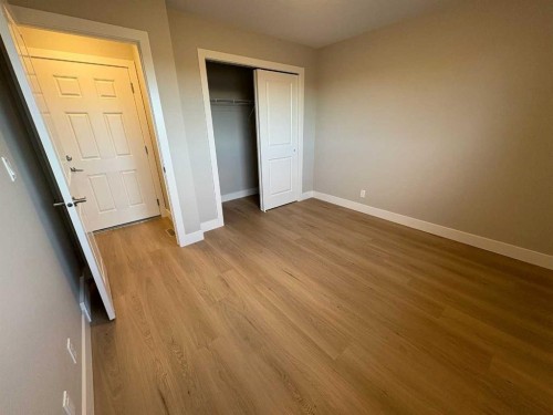 421 Meadowlark Way, Vulcan, AB - Indoor Photo Showing Other Room